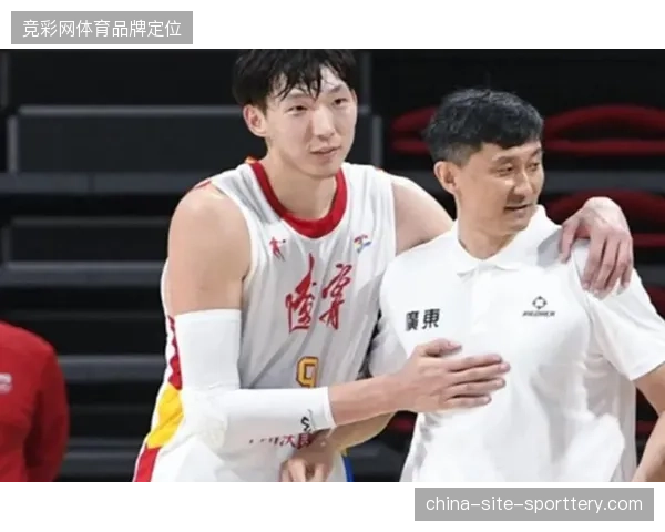 数据表明周琦在场与否对广东队防守影响巨大，其缺阵导致球队内线实力明显下滑